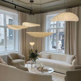 bedroom-home-stay-cloud-chandelier